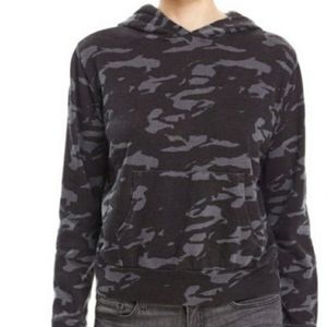 monrow camo sweatshirt